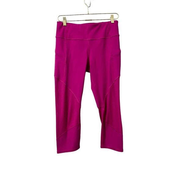 Athleta Mesh Contender Capri Women's M Electric Fuchsia Stretch Mid Rise - Picture 1 of 9